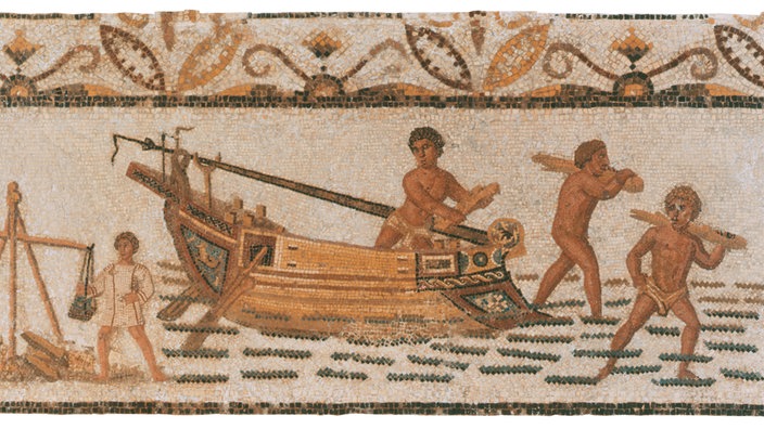 Römisches Mosaik mit einem Schiff, von dem Waren - auch Salz - abgeladen werden.