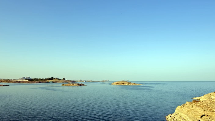 Blick von Abu Simbel über den angestauten Nassersee